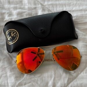 Ray-Ban Aviator Sunglasses with Gold Frame and Orange Lenses